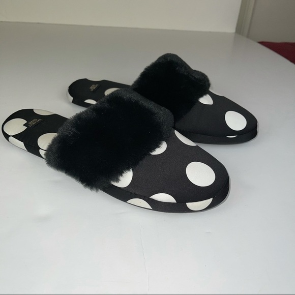 NWOT Victoria’s Secret Black White Dot Slipper L - Picture 3 of 9